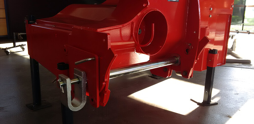 Semi-automatic hitch